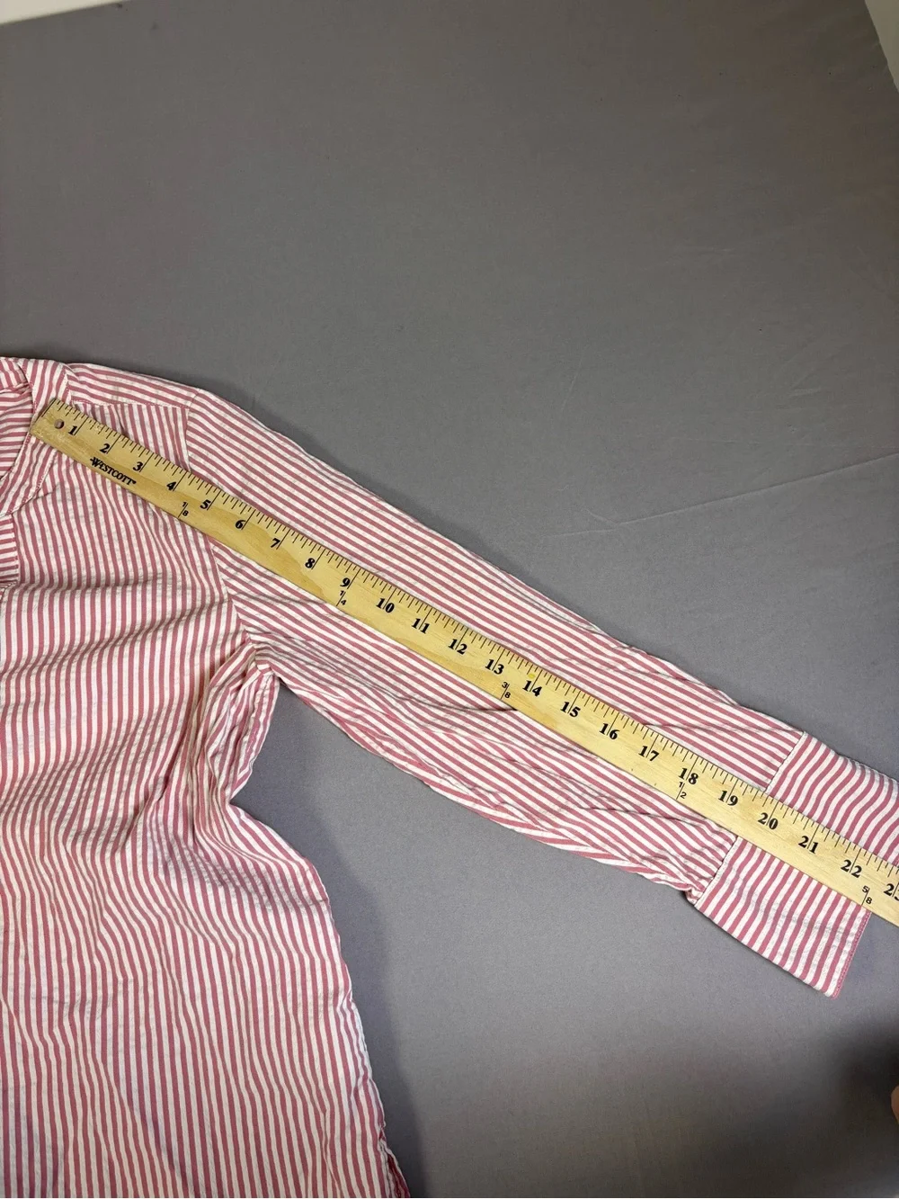 Stunning Vineyard Vines Pink and White Striped Top Pink Savannah Popover Size XS - Picture 7 of 11